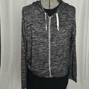 American Eagle Outfitters Black and Cream Hoodie